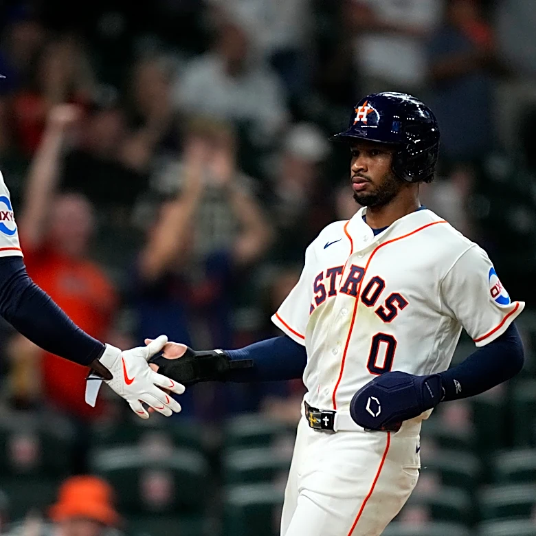 Cole’s 10th-inning RBI single lifts the Astros past the Mariners, 4-3