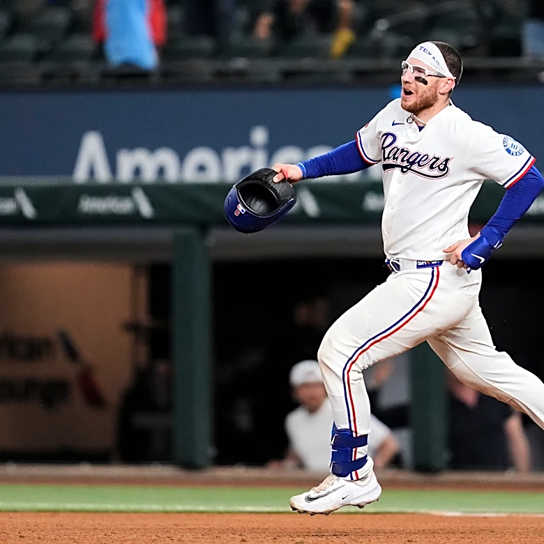 No closing this game as Rangers beat Dbacks after frantic 9th inning and Jansen's walk-off hit