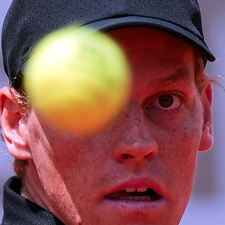 Jannik Sinner breaks Masters record to reach Italian Open semifinals. Coco Gauff back in final