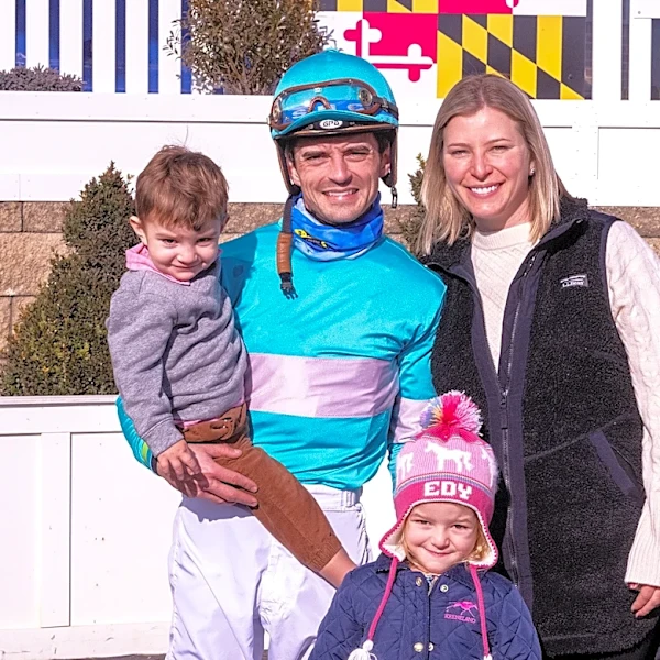 Brittany Russell, with husband Sheldon riding, could make Preakness history with Taj Mahal