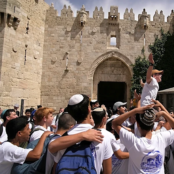 Ultranationalist Jews chant racist slogans during annual march into Jerusalem's Old City