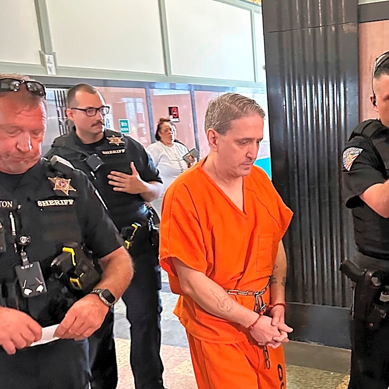 Oklahoma's Richard Glossip, who was nearly executed 3 times, granted bond while awaiting retrial