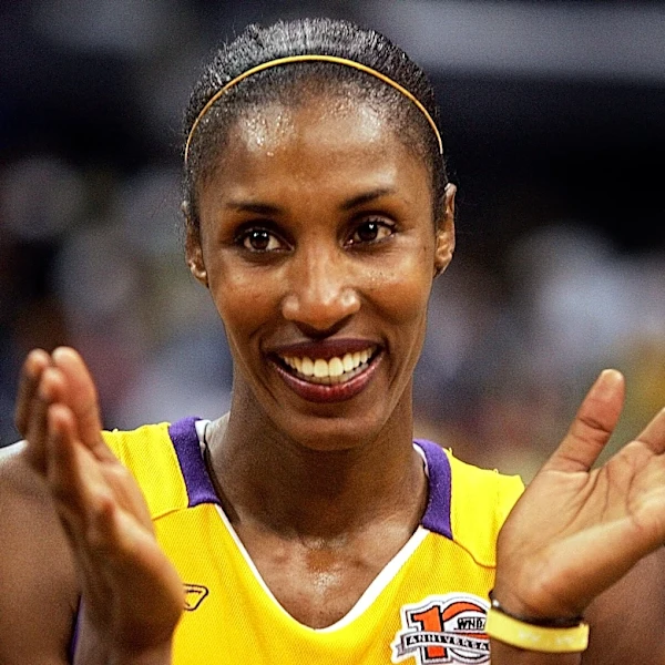 Los Angeles Sparks to honor Lisa Leslie with a statue outside Crypto.com Arena