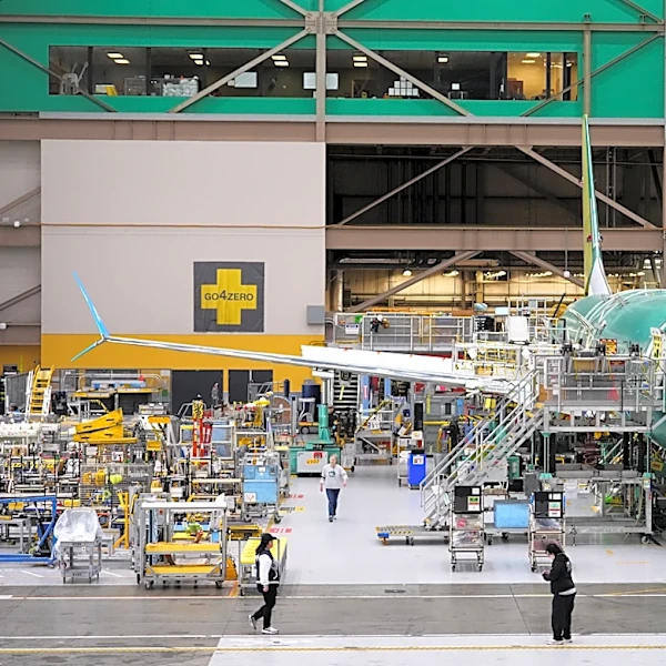 Trump says China agreed to buy 200 Boeing planes and signaled interest in as many as 750