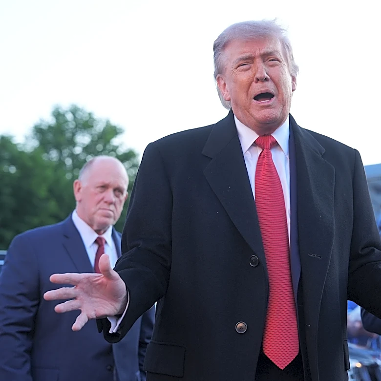 Trump says new sculpture garden honoring 250 prominent Americans will rise along the Potomac River