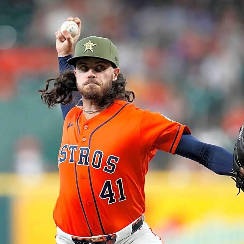 Astros' Spencer Arrighetti has a no-hit bid through 7 innings against Rangers