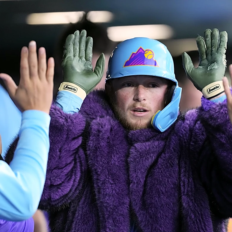 Kelly's tiebreaking single, 4 RBIs lead Cubs to 10-5 win at White Sox