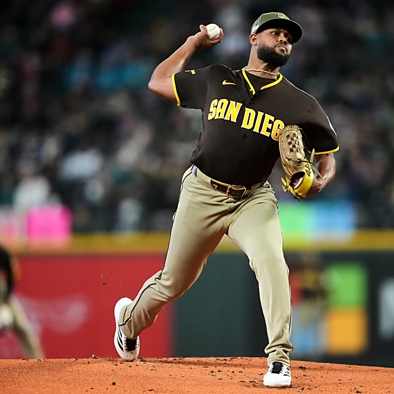 Vásquez tosses 6 scoreless innings, Miller gets MLB-best 14th save as Padres beat Mariners 2-0