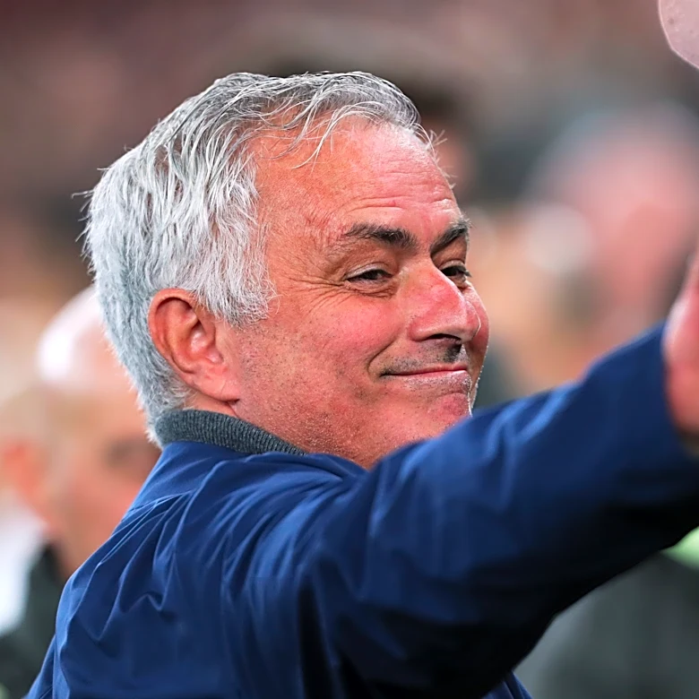Mourinho receives Arbeloa's blessing amid talk of return to Real Madrid