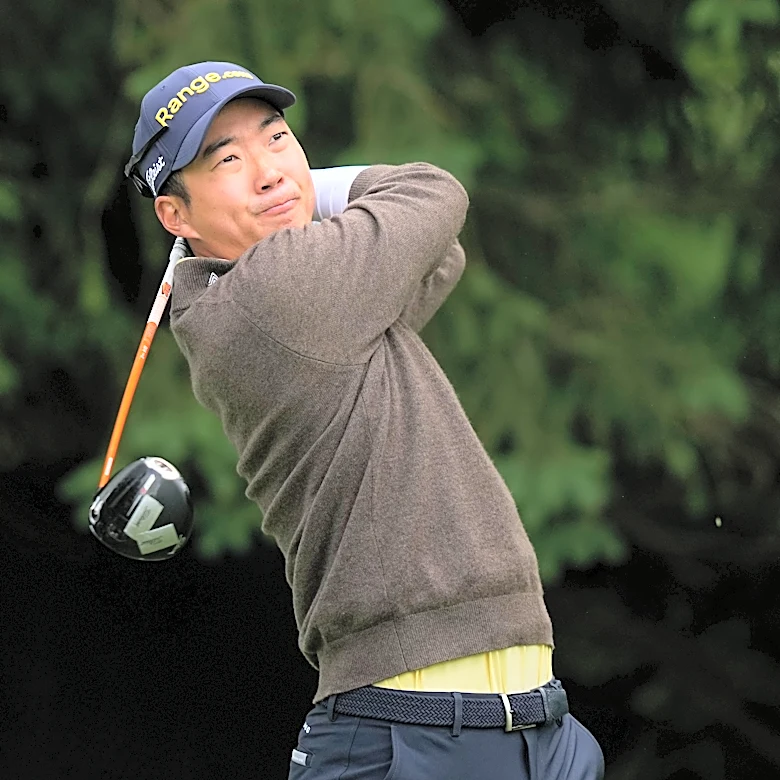 Michael Kim uses a fast start to charge up the leaderboard in 3rd round of PGA Championship