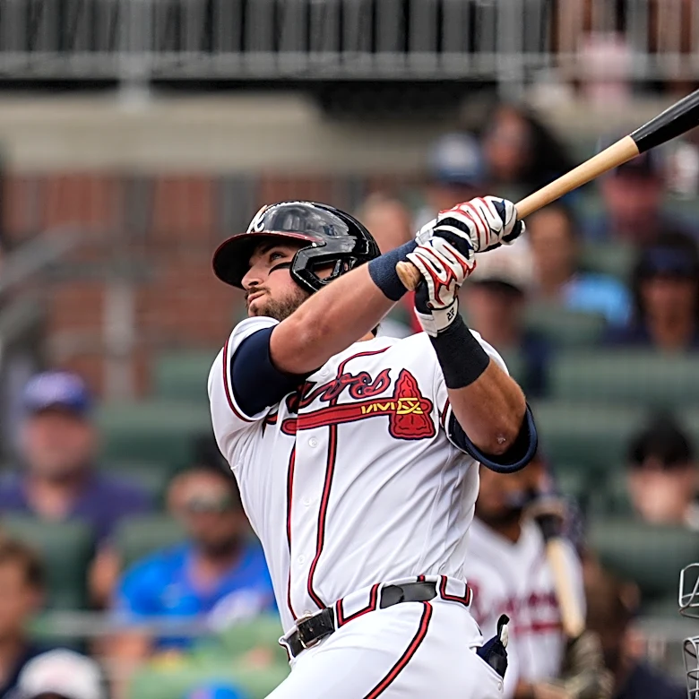 Riley, Holmes lead Braves to another series win with an 8-1 rout of the Red Sox