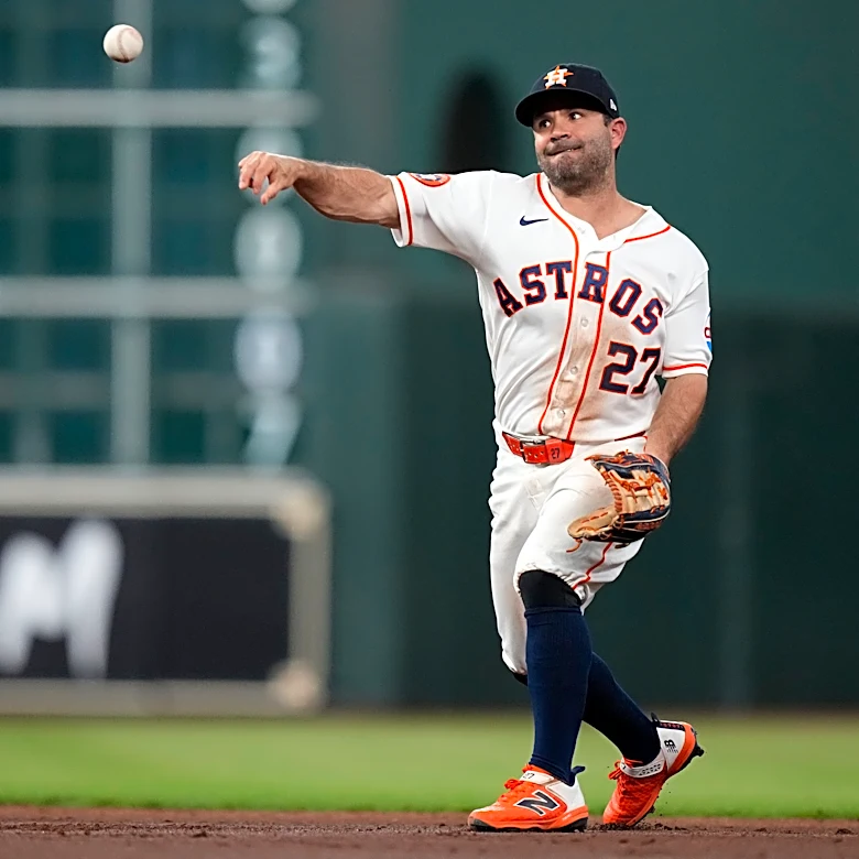 Astros hit again by injuries as Jose Altuve heads to the IL with a grade 2 oblique strain
