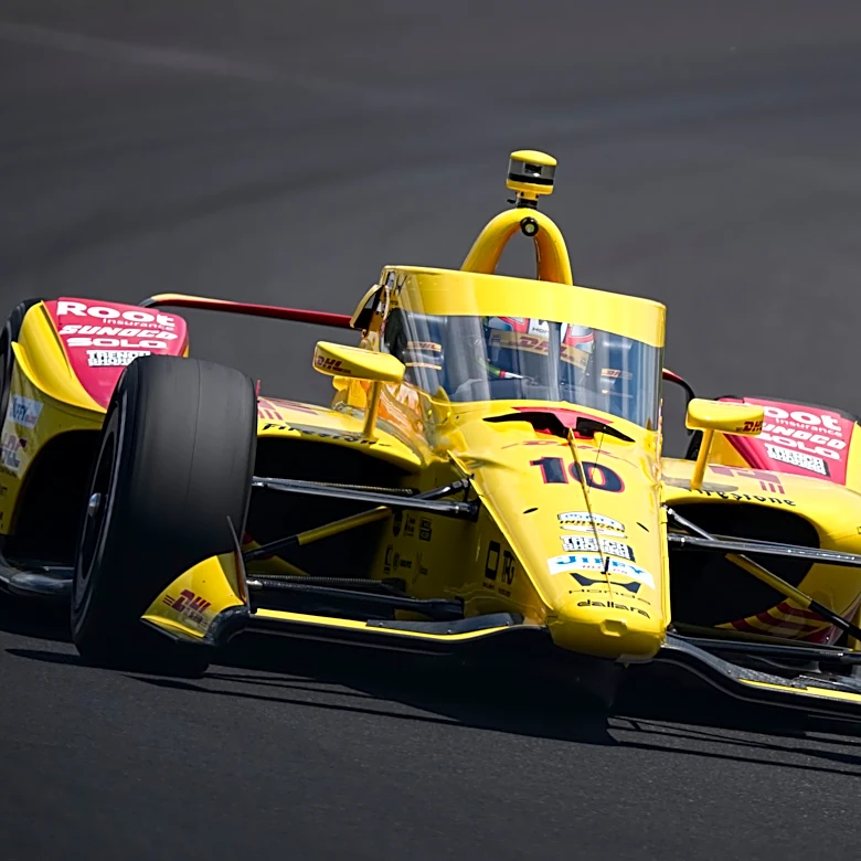 Alex Palou starts his Indianapolis 500 title from the pole after taking the top spot in qualifying