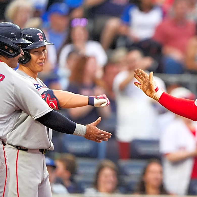 Red Sox beat Royals 3-1 behind Willson Contreras' homer and Sonny Gray's strong outing