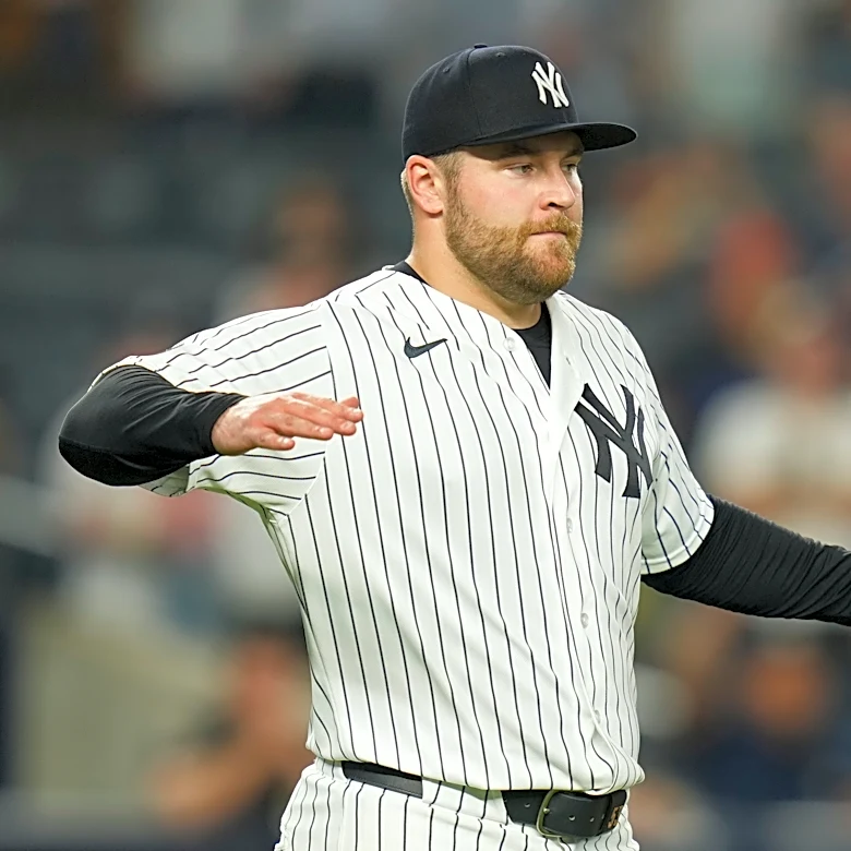 A day after blown save, Yanks' Bednar escapes messy 9th by 'digging deep, getting a little gritty'