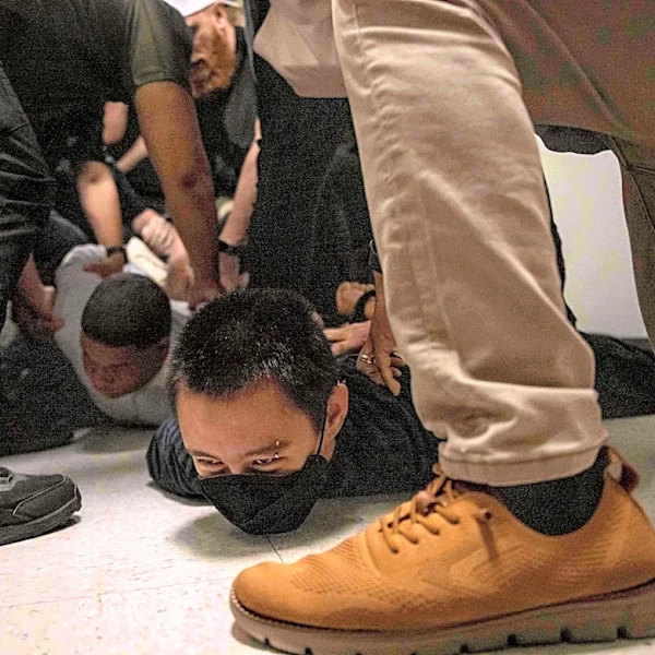 Federal judge bans most arrests by federal agents in immigration courts in New York