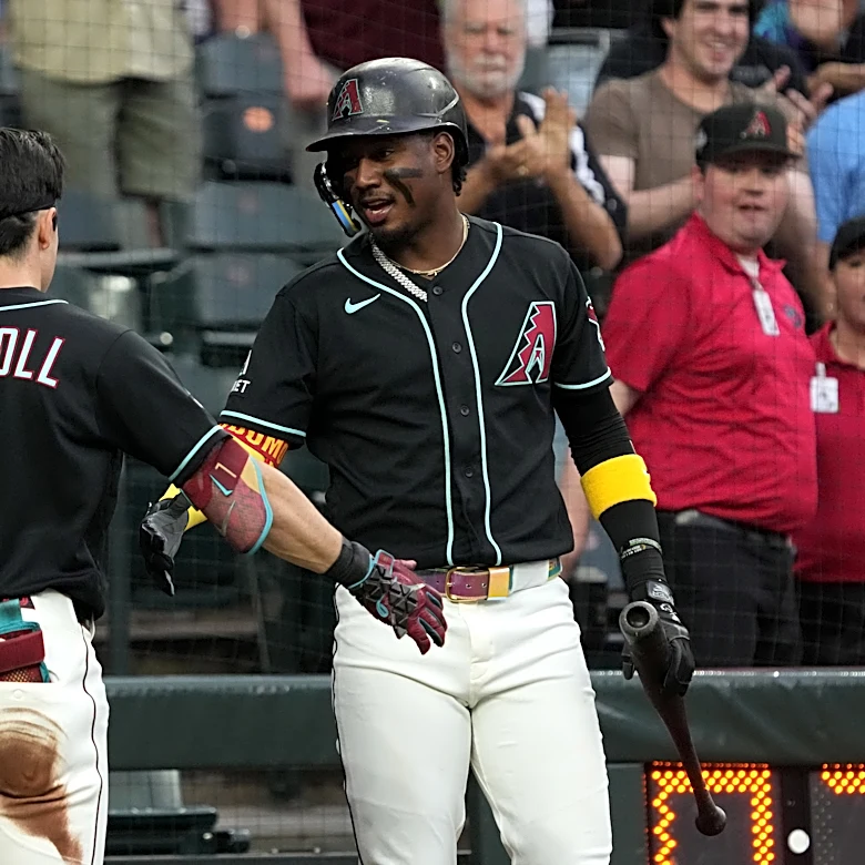Ketel Marte hits game-winning 3-run HR with 2 outs in 9th, lifts D-backs over Giants 5-3