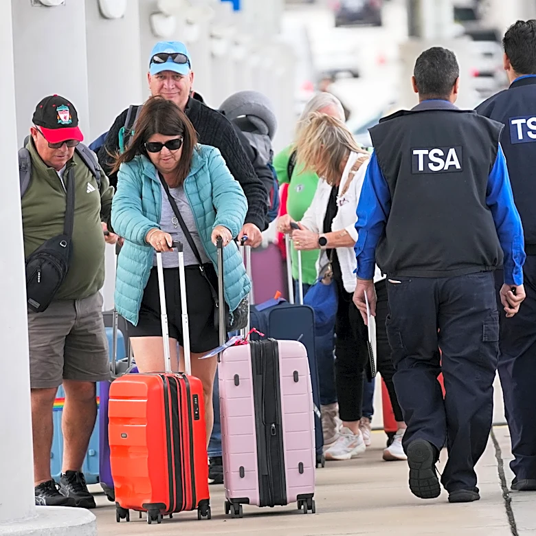 House committee discusses modernizing the TSA as Trump seeks to privatize airport screening