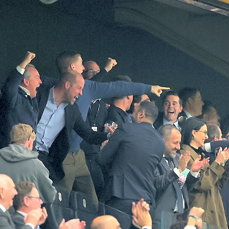 Aston Villa and Prince William celebrate Europa League triumph ending team's 30-year trophy drought