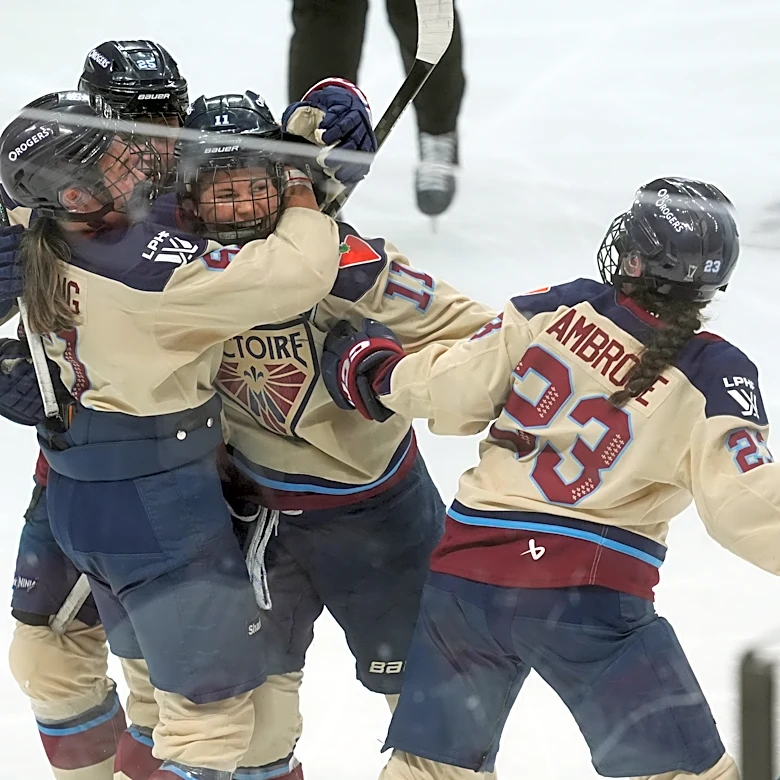 Montreal Victoire win their first PHWL title, beating Ottawa 4-0 in Game 4