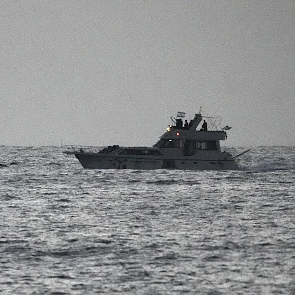 Israel begins deporting hundreds of international flotilla activists