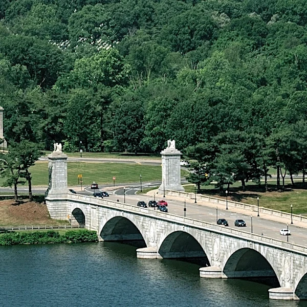 Design plan for Trump's proposed Washington arch is approved by key federal agency