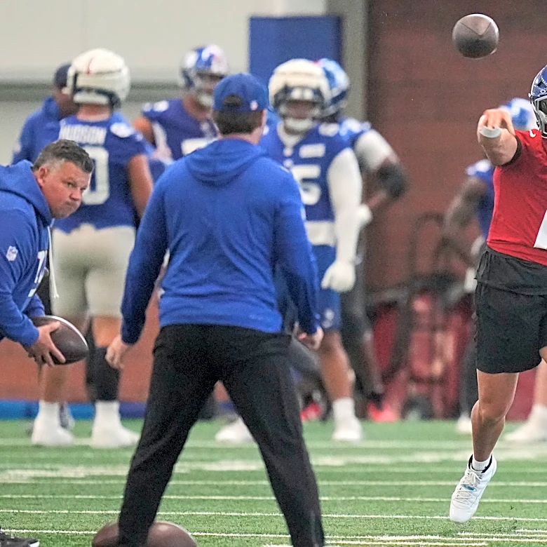 Jaxson Dart says he's 'not like Tim Tebow,' but the Giants QB has worked to get leaner