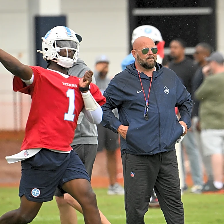 Robert Saleh says Cam Ward’s shoulder is 'perfectly healthy' as Titans install new offense