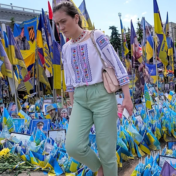 Ukrainian protesters in Kyiv urge veto of a bill families fear could declare missing soldiers dead