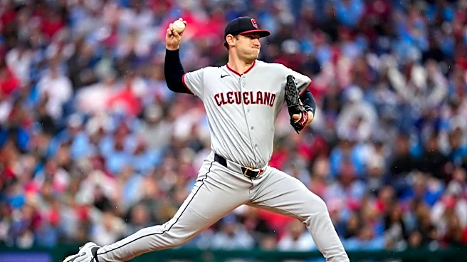 Williams goes pitch-for-pitch against Phillies' ace Sánchez. Both were sharp in Cleveland's 1-0 win