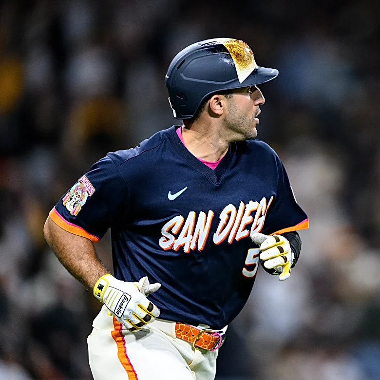 Laureano, Machado, Castellanos homer in the Padres' 7-3 win over the Athletics