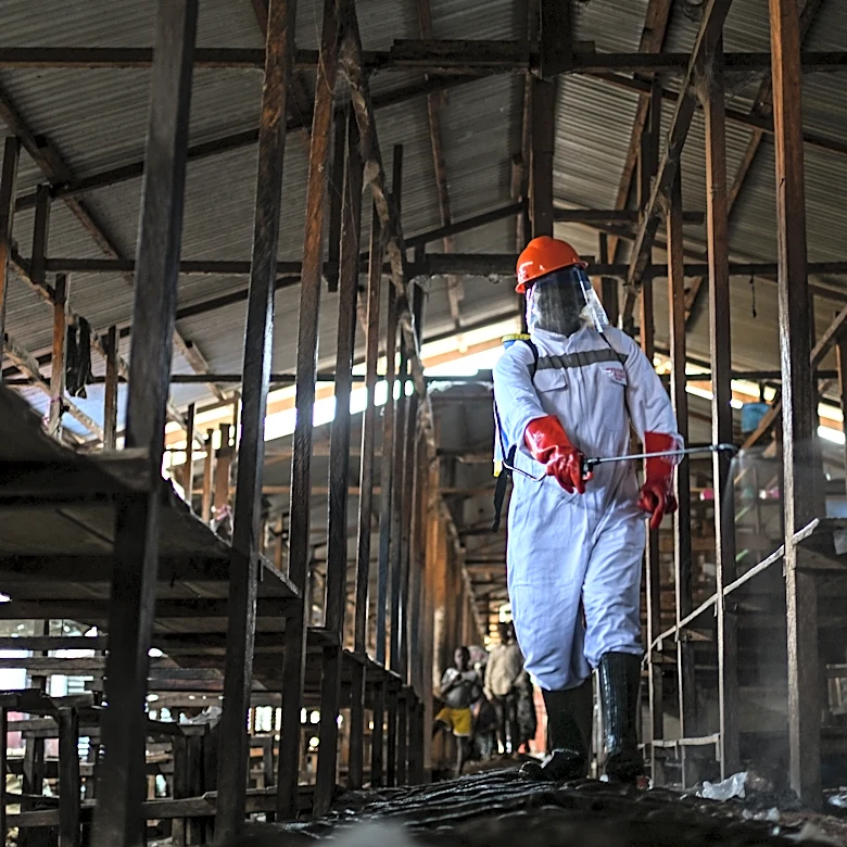 A second Ebola treatment center is set ablaze in eastern Congo, with 18 suspected cases fleeing