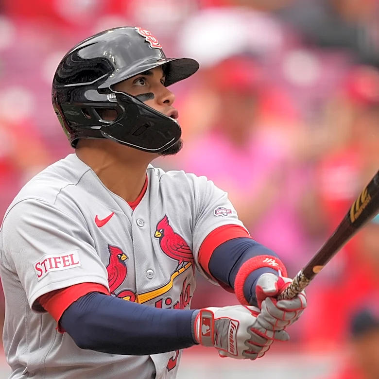 Bryan Torres homers in major league debut at age 28 as Cardinals beat Reds 8-1