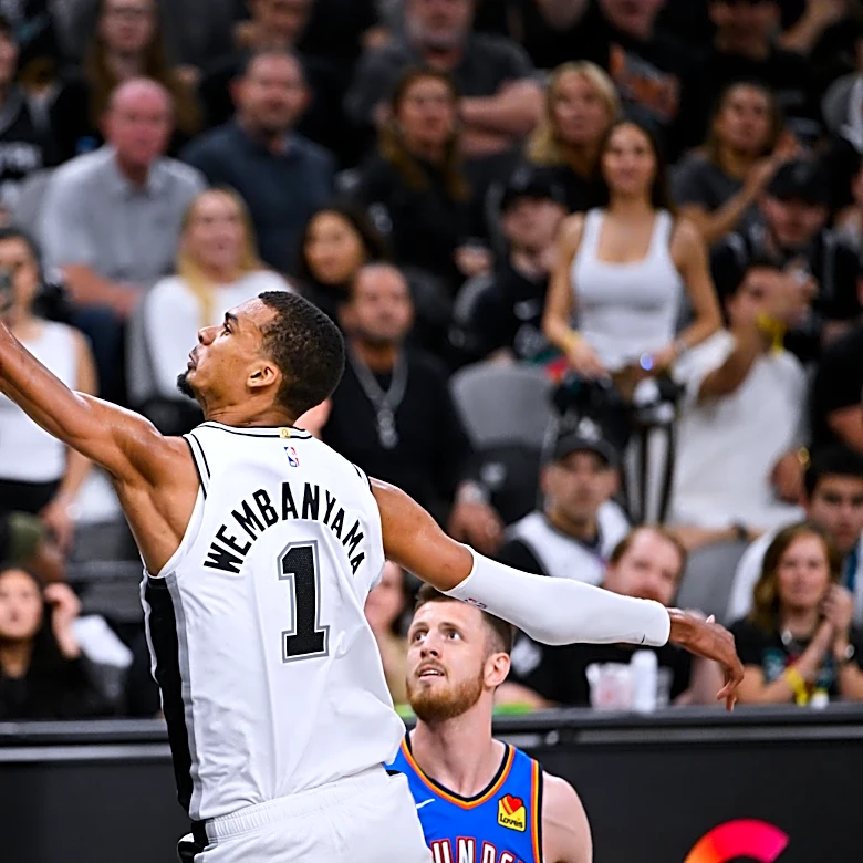 Wembanyama scores 33 points to help Spurs rebound and trounce Thunder 103-82 to even West finals