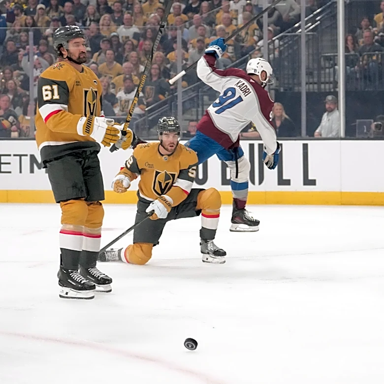 Mark Stone returns and scores as Golden Knights rally past Avalanche for 3-0 series lead