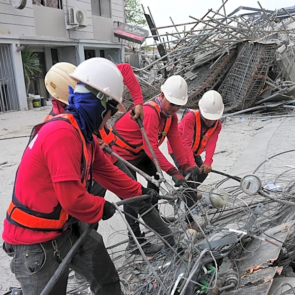 3 dead, 17 mostly workers still missing in collapse of unfinished hotel in Philippines
