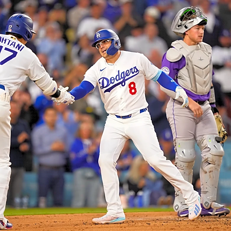 Dodgers’ Kiké Hernández likely sidelined by a left oblique strain after a scorching return