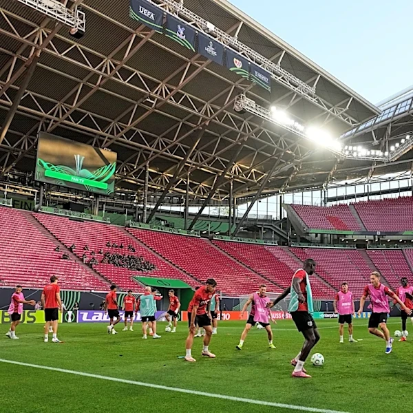 Crystal Palace and Rayo Vallecano fans clash in Leipzig ahead of Conference League final