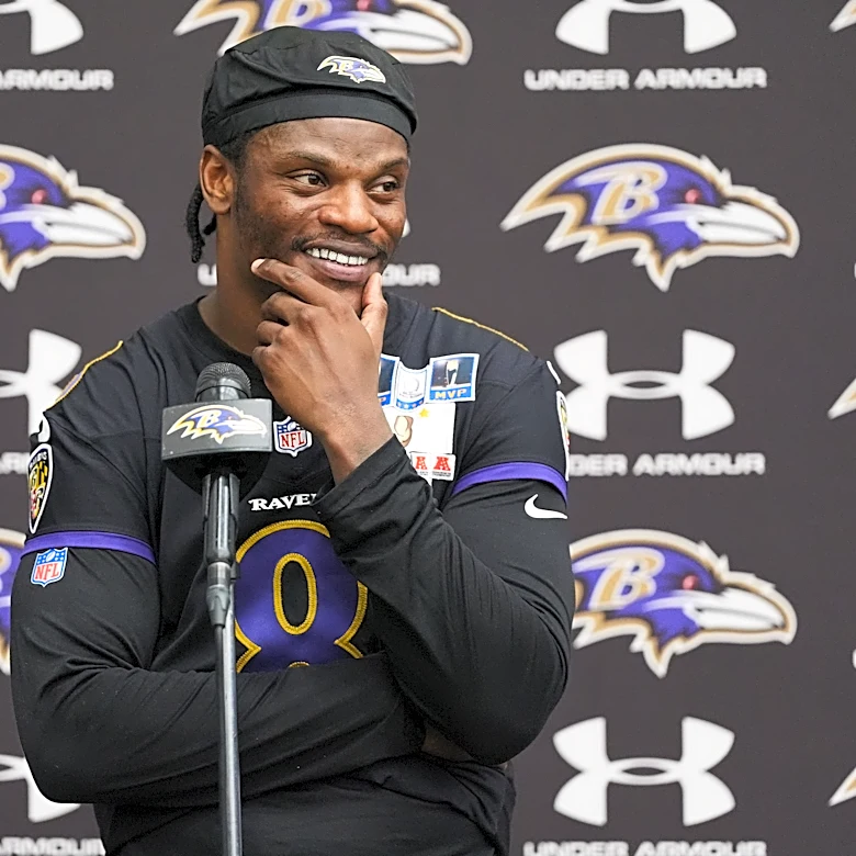 Jackson says he loves Baltimore, but steers clear of discussing his contract with the Ravens