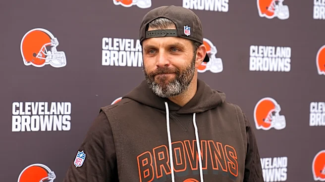 Browns defense getting up to speed with new scheme despite absences of Garrett and Ward