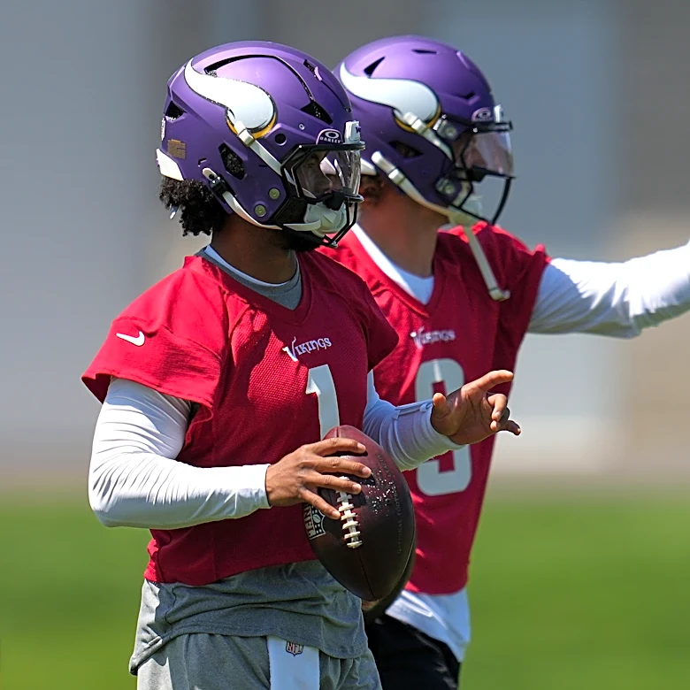 Vikings' McCarthy aims 'upward' as Murray's arrival creates another QB competition, friendly or not