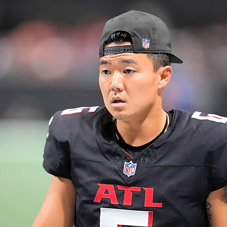Jets adding Younghoe Koo to their kicker competition, AP source says