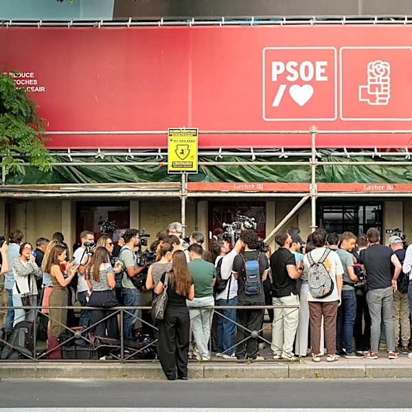 Spanish police search Socialist party’s headquarters in fresh blow to Prime Minister Sánchez