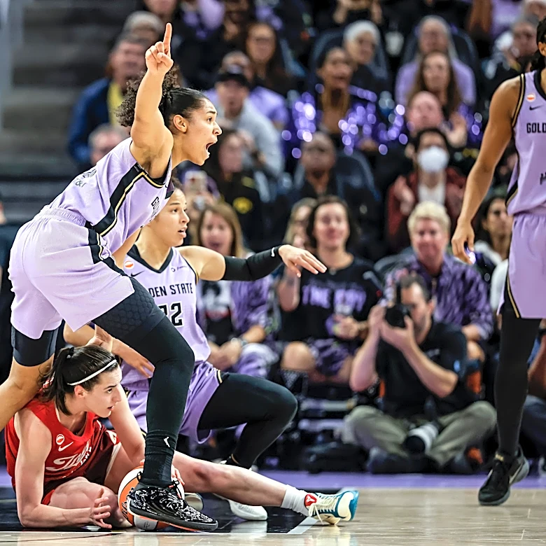 Burton, Williams lead the way as Valkyries hold off Clark, Fever in 90-88 win