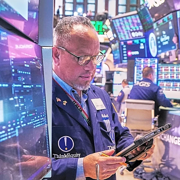 Japan, South Korea markets hit records on hopes for a winding down of the Iran war