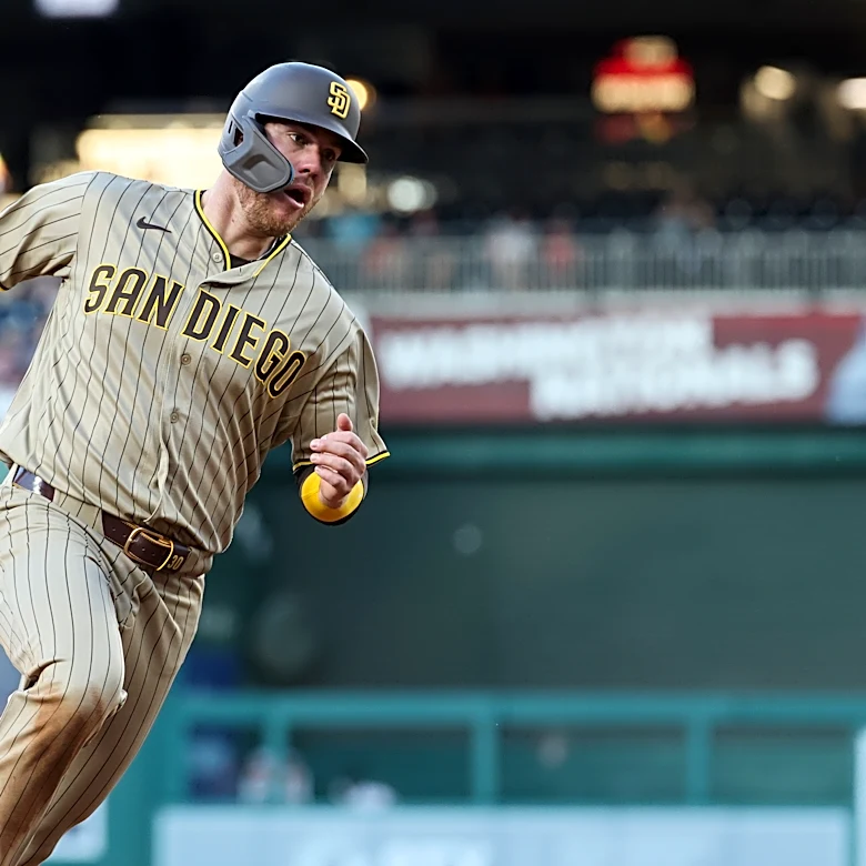 Merrill hits a two-run homer in the 7th inning to give the Padres a 7-5 win over the Nationals
