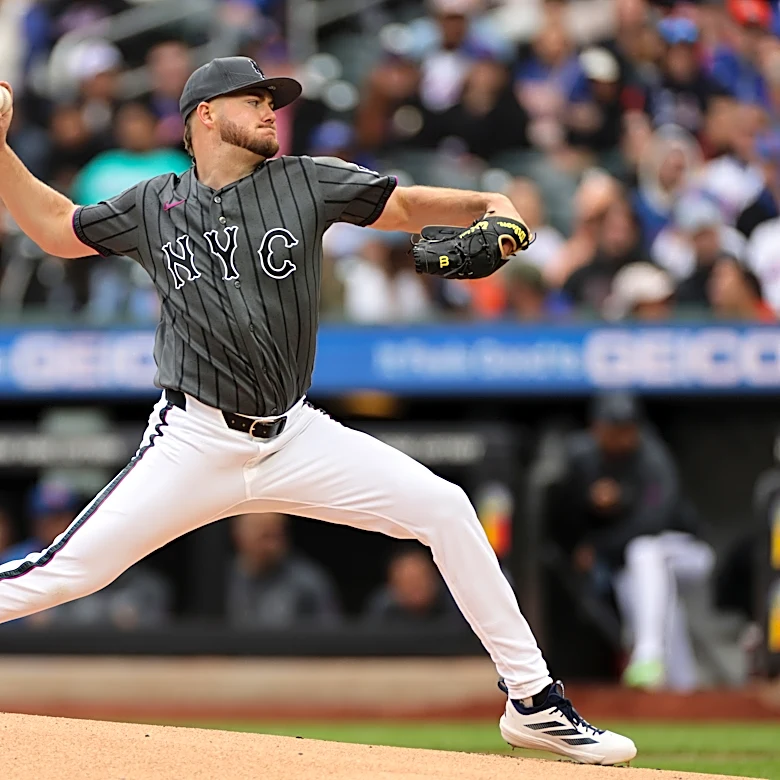 Christian Scott earns his first win, Hayden Senger hits first homer as Mets beat Marlins 6-1