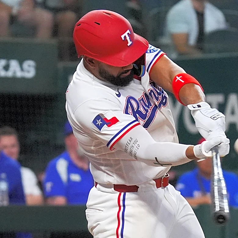 Duran’s RBI single lifts Rangers past Royals 7-6 on a 3-run ninth walk-off