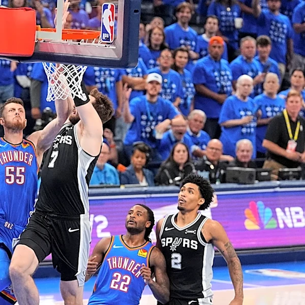 Kornet's 4th-quarter block on Hartenstein is one that the Spurs will savor for a long time