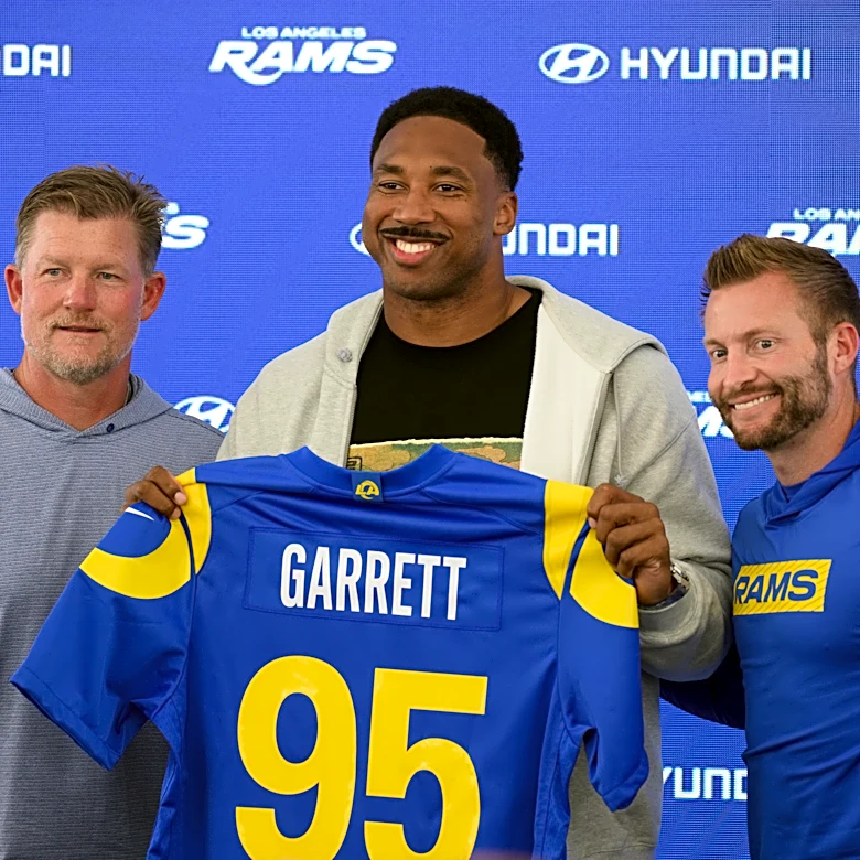 Sean McVay doesn't shoot down speculation on Aaron Donald returning to Rams alongside Myles Garrett